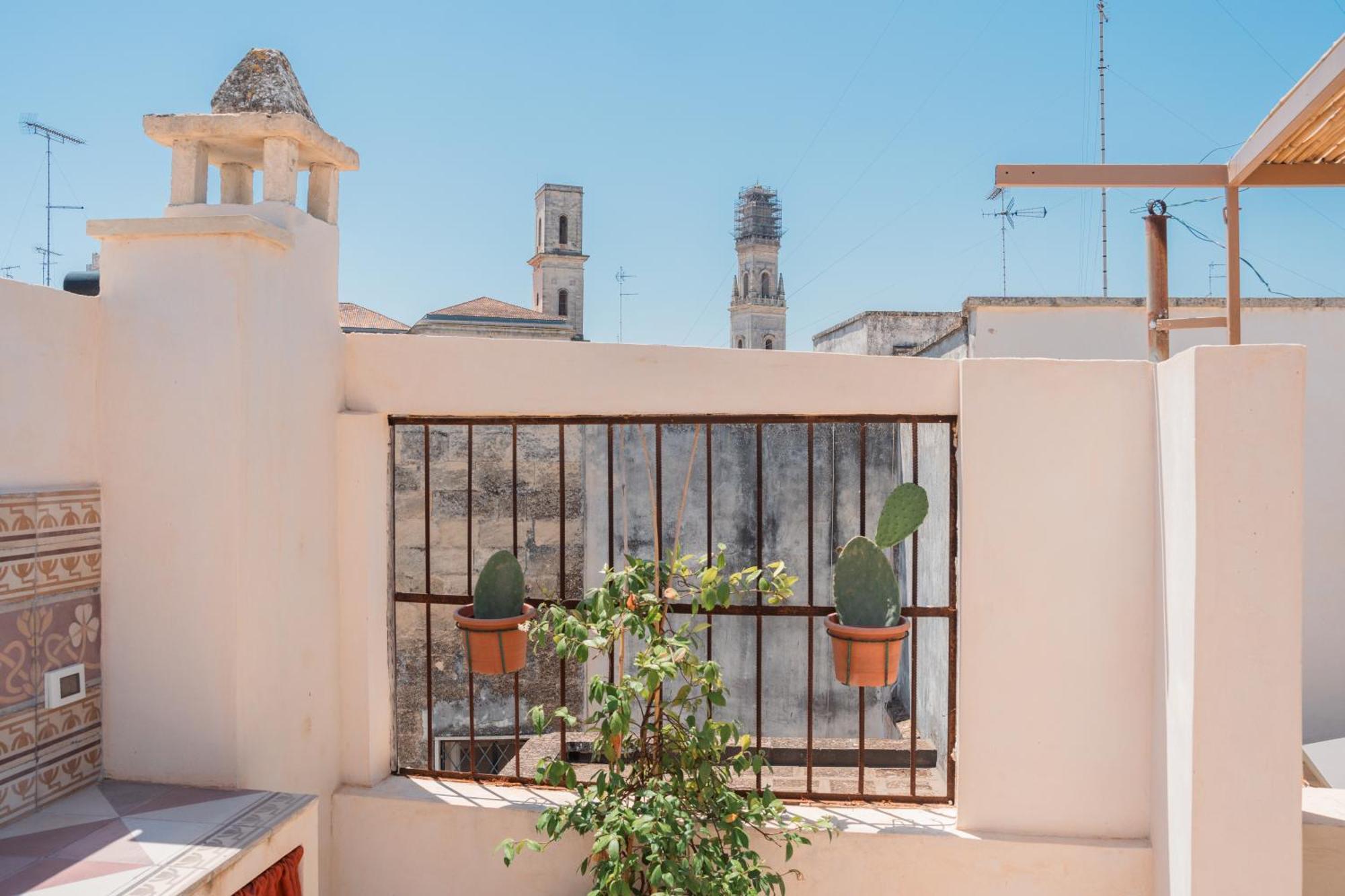 Margherita Apartment & Rooftop By Residence Colibri Λέτσε Εξωτερικό φωτογραφία